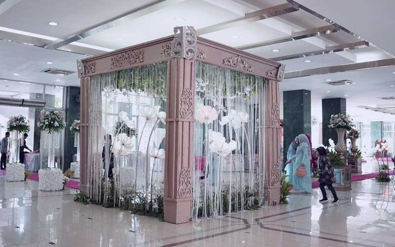 Dekorasi Wedding di Masjid Assahara Kembangan